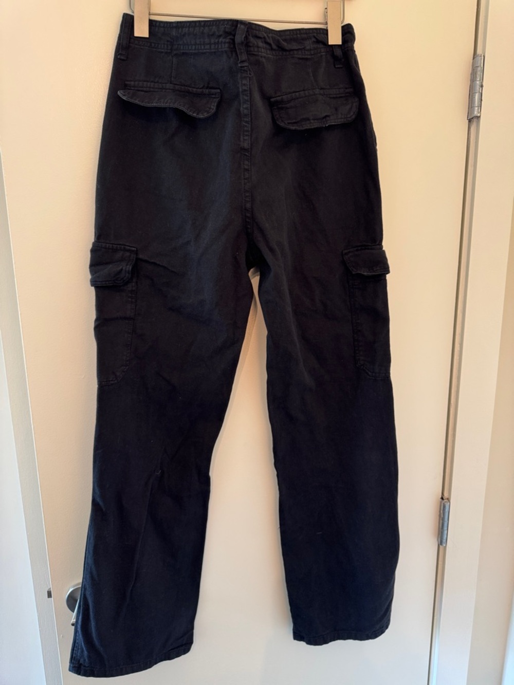 Zara Black Cargo Pants with Flap Pockets size 8 - Picture 3 of 3